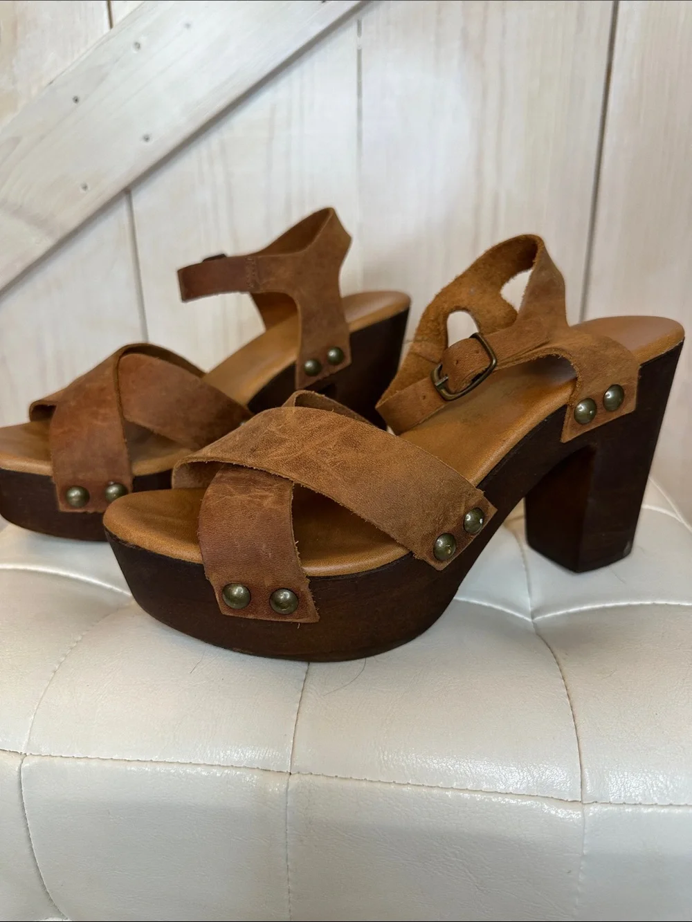N/A stylish brown